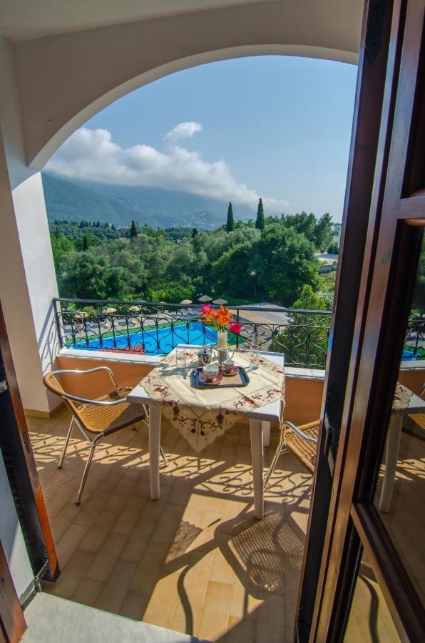 إيبسوس Margarita Aparthotel المظهر الخارجي الصورة